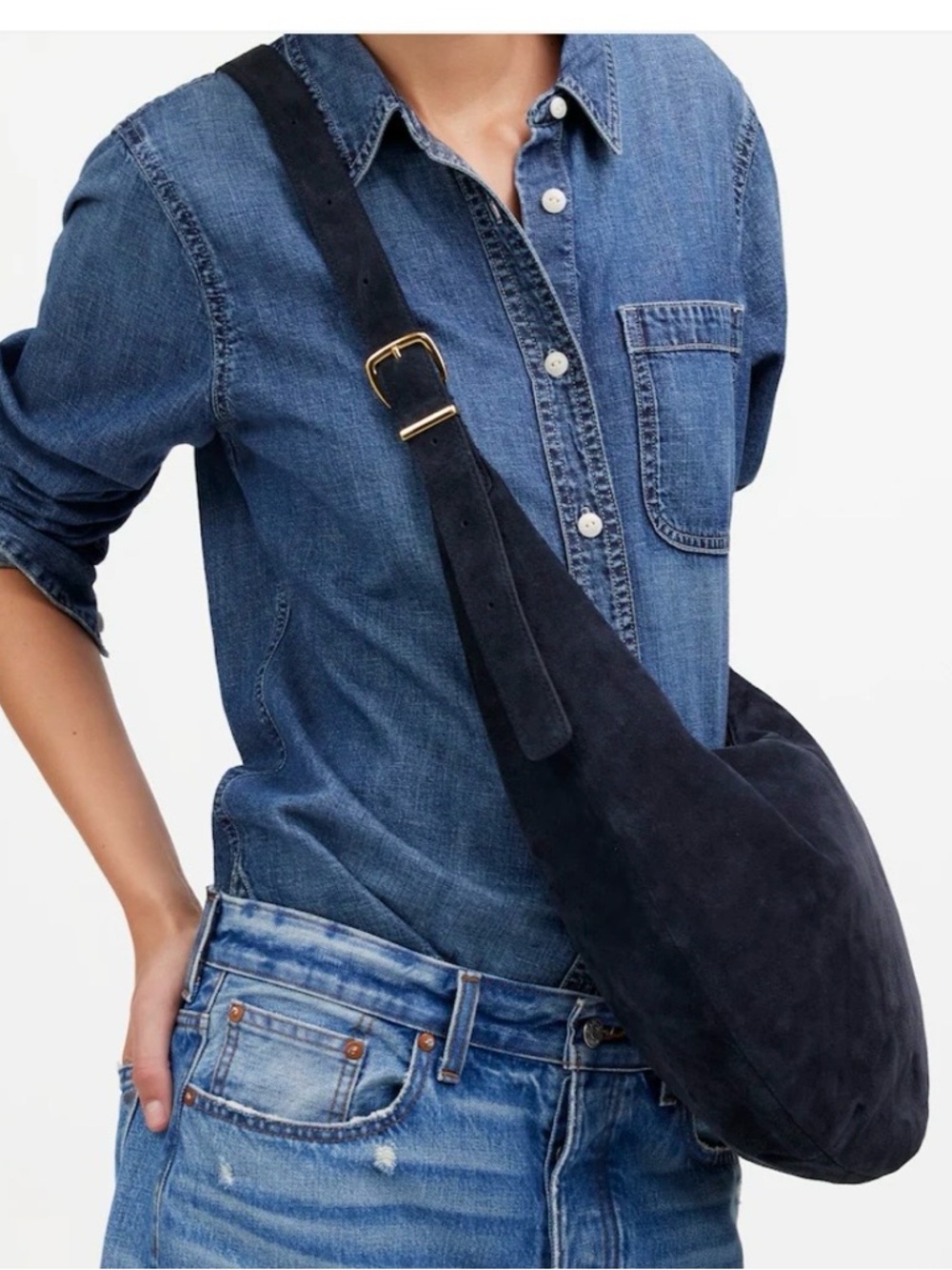 Madewell Essential Curve Shoulder Bag. Navy S